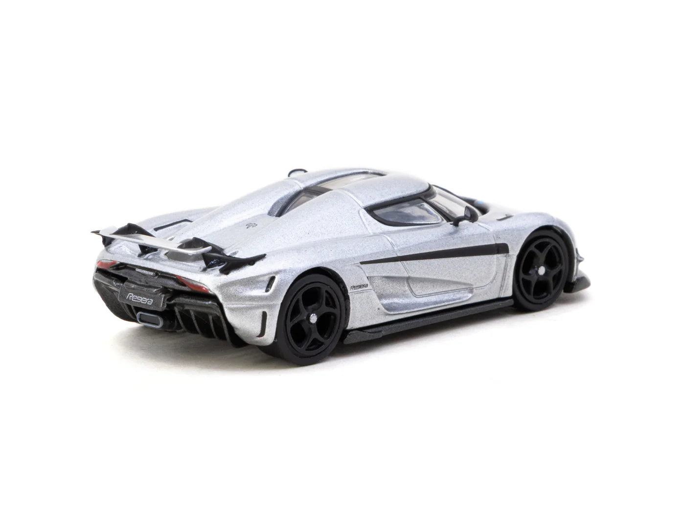 Tarmac Works Global64 1:64 Koenigsegg Regera with Trading Cards Pack Silver